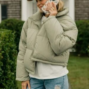 Stylish Puffer Jacket in Light Green